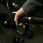 Risparmiare carburante: strategie efficaci per ridurre i costi di guida
